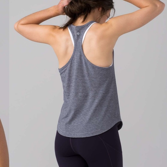 Lululemon Long Distance Tank - Picture 2 of 6